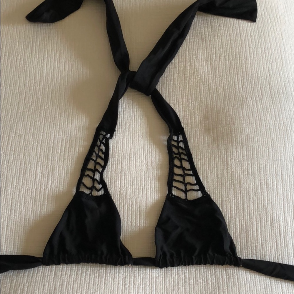 Acacia Bikini Top